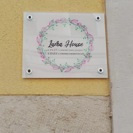 Apartment Luma House Trani